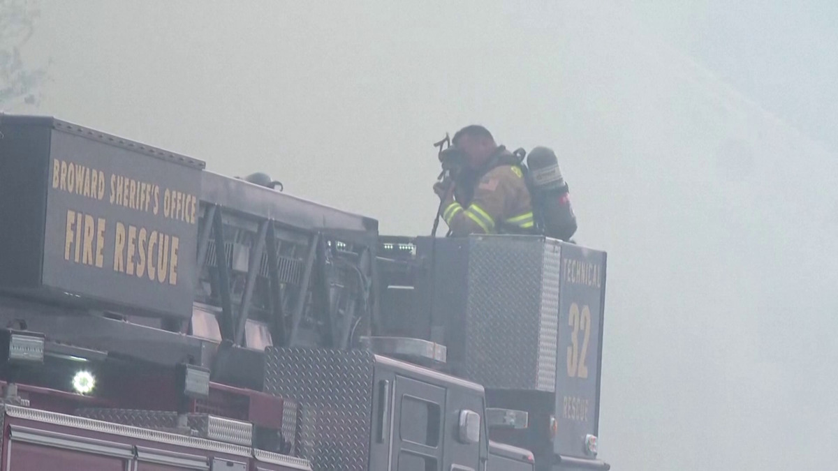 Incendiu puternic la vila de 7 milioane de euro a starului lui Miami Dolphins