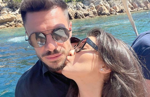 Andrei Burcă a făcut marele pas la Paris! A cerut-o în căsătorie pe tânăra avocată