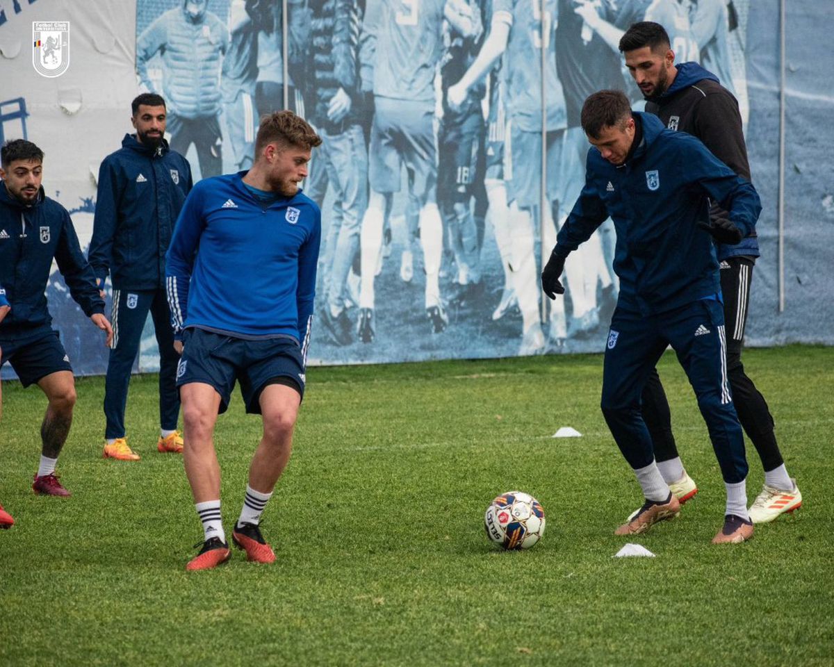 FCU Craiova s-a reunit