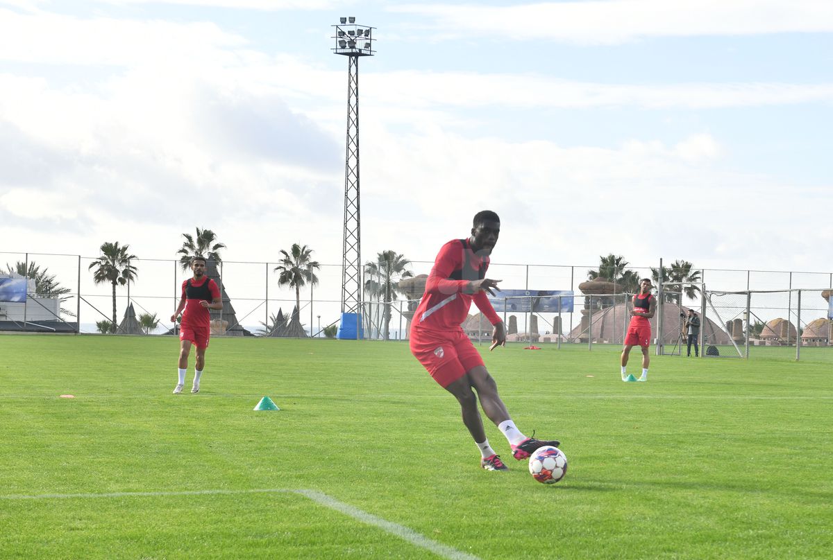 Dinamo, al doilea antrenament în cantonamentul din Antalya