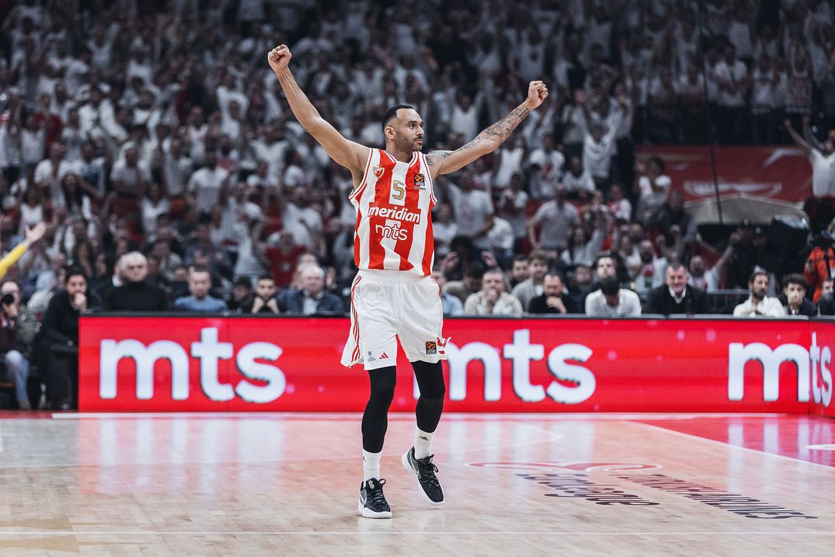 De pe altă planetă! Peste 20.000 de spectatori au creat o atmosferă senzațională la derby-ul orgoliilor din Euroligă