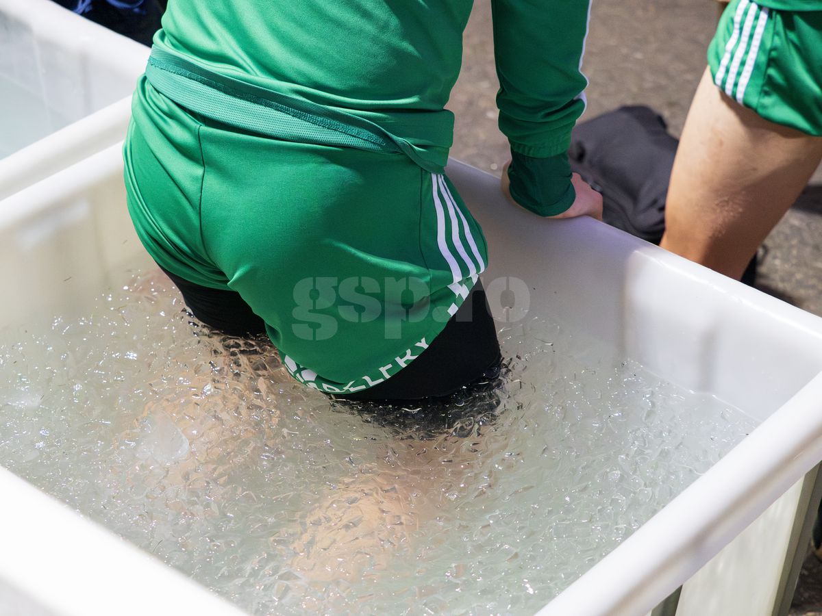 Sepsi Ice » Bernd Storck atacă play-off-ul cu „,metoda Wim Hof”: imagini tari surprinse de GSP în cantonamentul din Turcia