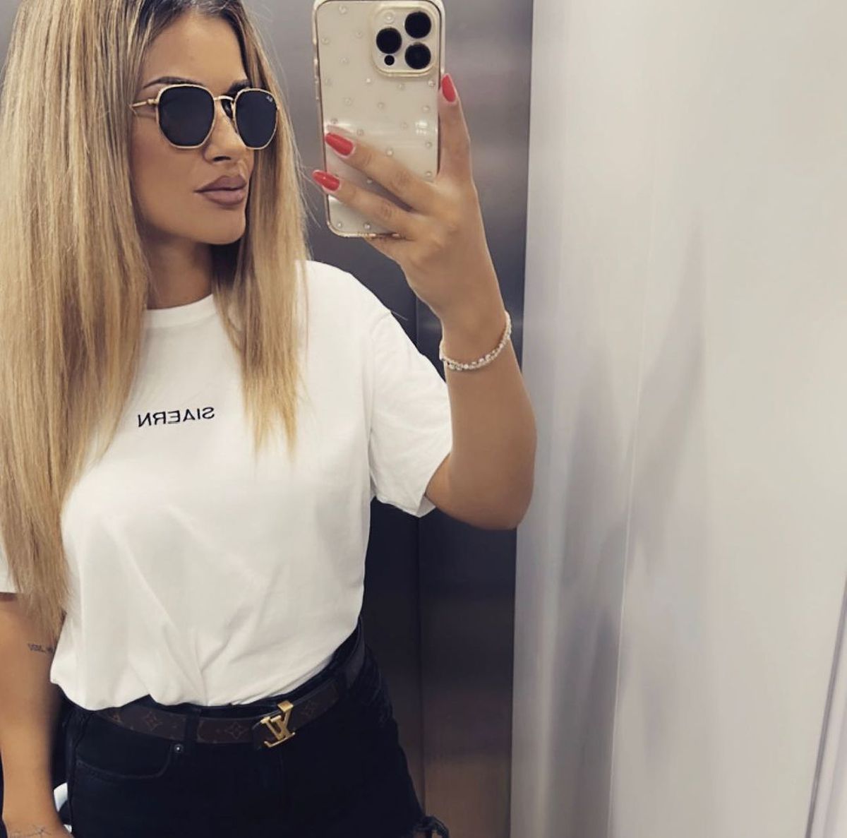 Rivalii trag tare în cantonamente, vedetele FCSB-ului continuă să se lăfăie în vacanțe de lux » Reacția lui MM când a văzut noile imagini