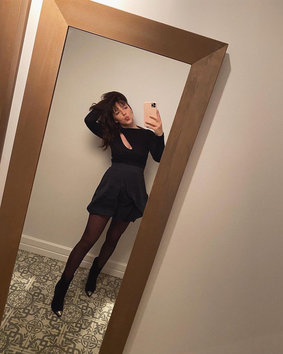 Rivalii trag tare în cantonamente, vedetele FCSB-ului continuă să se lăfăie în vacanțe de lux » Reacția lui MM când a văzut noile imagini