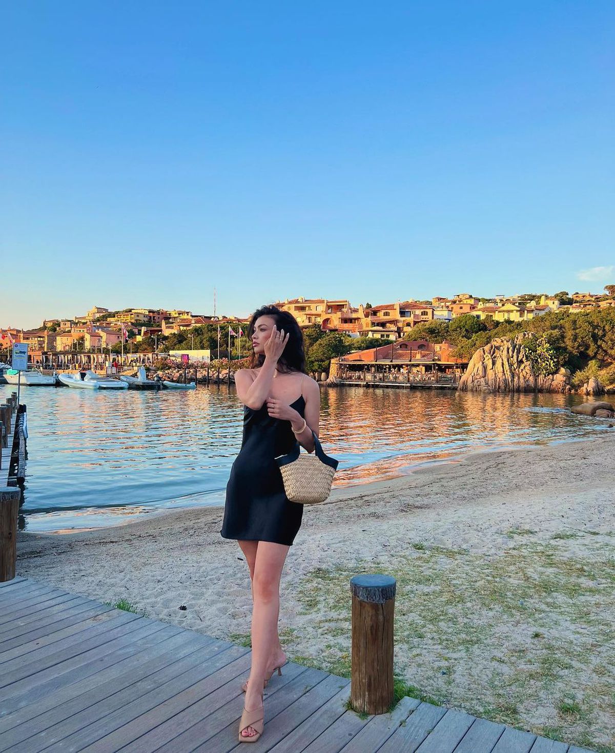 Andrei Burcă a făcut marele pas la Paris! A cerut-o în căsătorie pe tânăra avocată