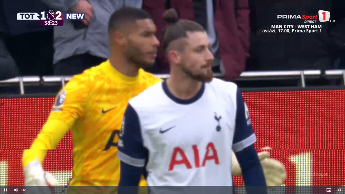 Nota lui Radu Drăgușin pentru prestația de coșmar din Tottenham - Newcastle » Postecoglou l-a schimbat la pauză, preferând să rămână fără stoperi de meserie!