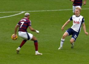 Decizie greu de înțeles în Tottenham - Newcastle! Doar în Anglia se poate valida așa ceva