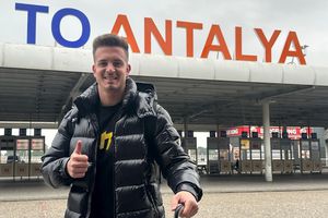 Alex Pop a ajuns în Antalya pentru cantonamentul lui Dinamo