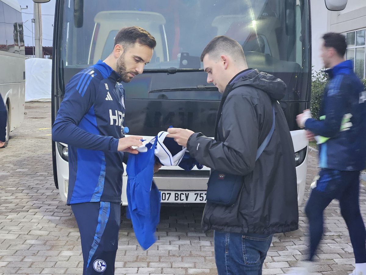 Pasiunea pură merge mai departe! GSP a urmărit un antrenament la clubul de tradiție cu 178.000 de membri cotizanți! Ce s-a ales de fosta campioană unde au jucat Deac, Marica, Neuer și Raul