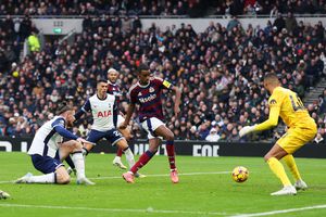 Tottenham - Newcastle, duel din runda #20 în Premier League » Isak marchează după o deviere nefericită a lui Drăgușin