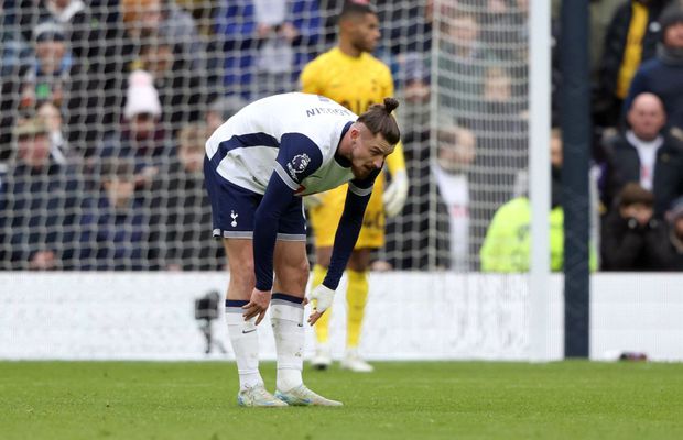 Nota lui Radu Drăgușin pentru prestația de coșmar din Tottenham - Newcastle » Postecoglou l-a schimbat la pauză, preferând să rămână fără stoperi de meserie!