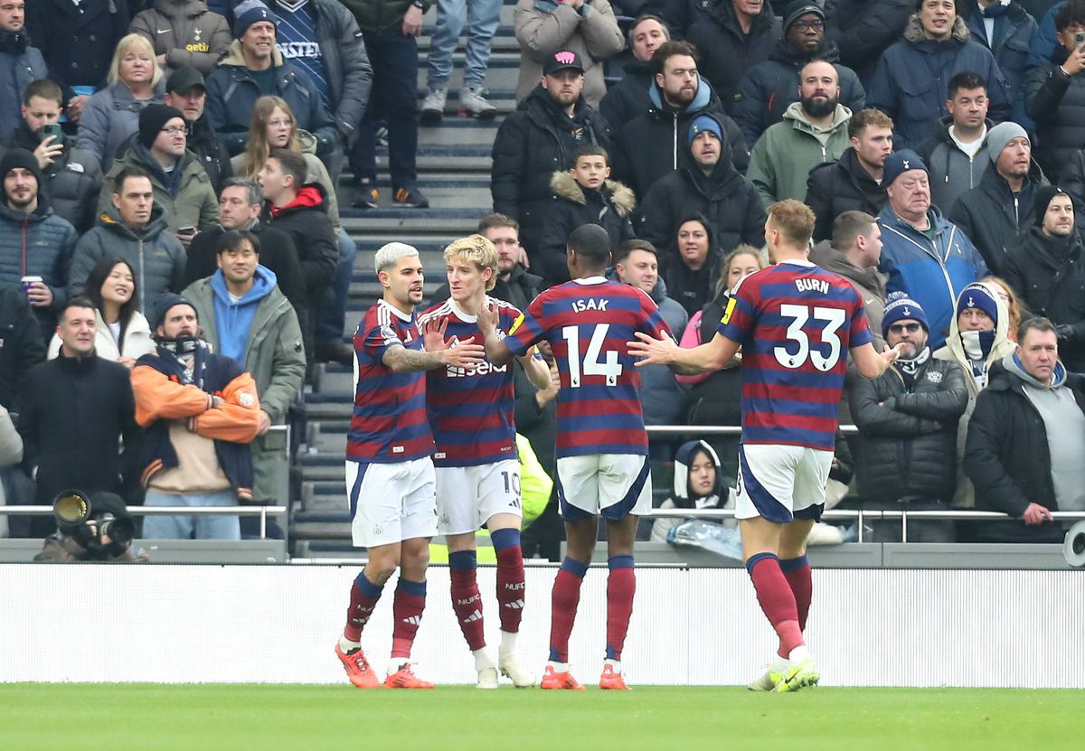 Decizie greu de înțeles în Tottenham - Newcastle! Doar în Anglia se poate valida așa ceva