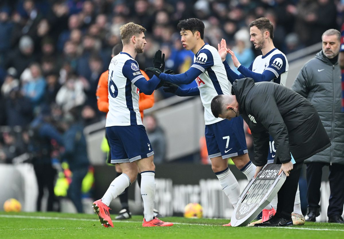 Tottenham - Newcastle 1-2 » Prăbușirea continuă și în noul an pentru Radu Drăgușin și Ange Postecoglou