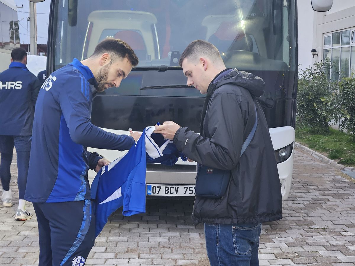 Pasiunea pură merge mai departe! GSP a urmărit un antrenament la clubul de tradiție cu 178.000 de membri cotizanți! Ce s-a ales de fosta campioană unde au jucat Deac, Marica, Neuer și Raul