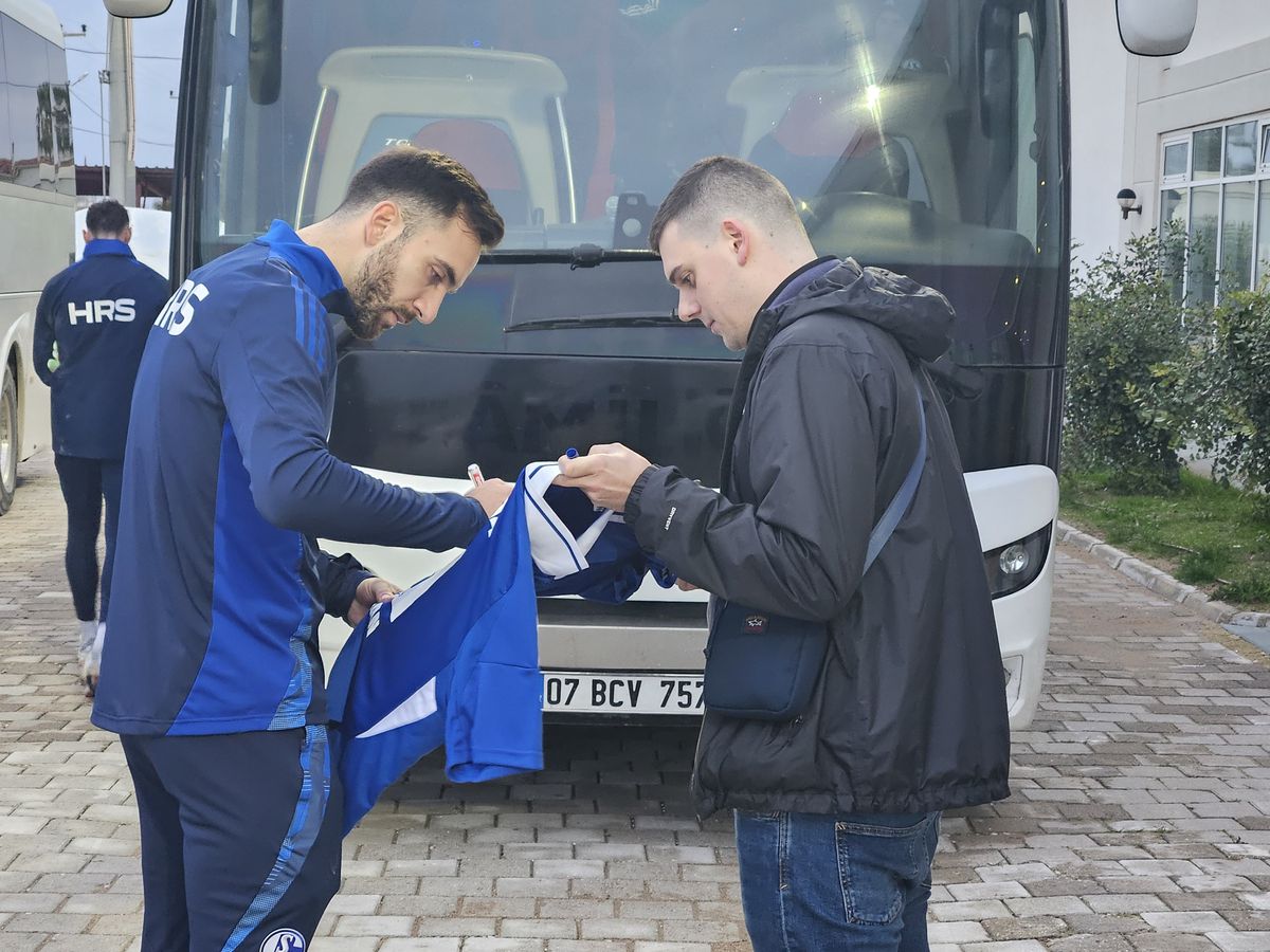 Pasiunea pură merge mai departe! GSP a urmărit un antrenament la clubul de tradiție cu 178.000 de membri cotizanți! Ce s-a ales de fosta campioană unde au jucat Deac, Marica, Neuer și Raul