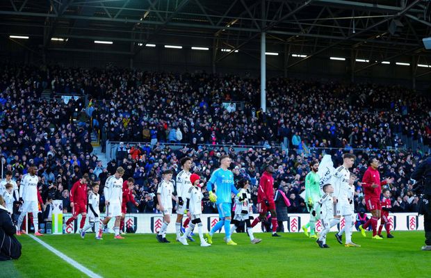 De ce a fost întârziat cu 15 minute startul meciului Fulham - Liverpool