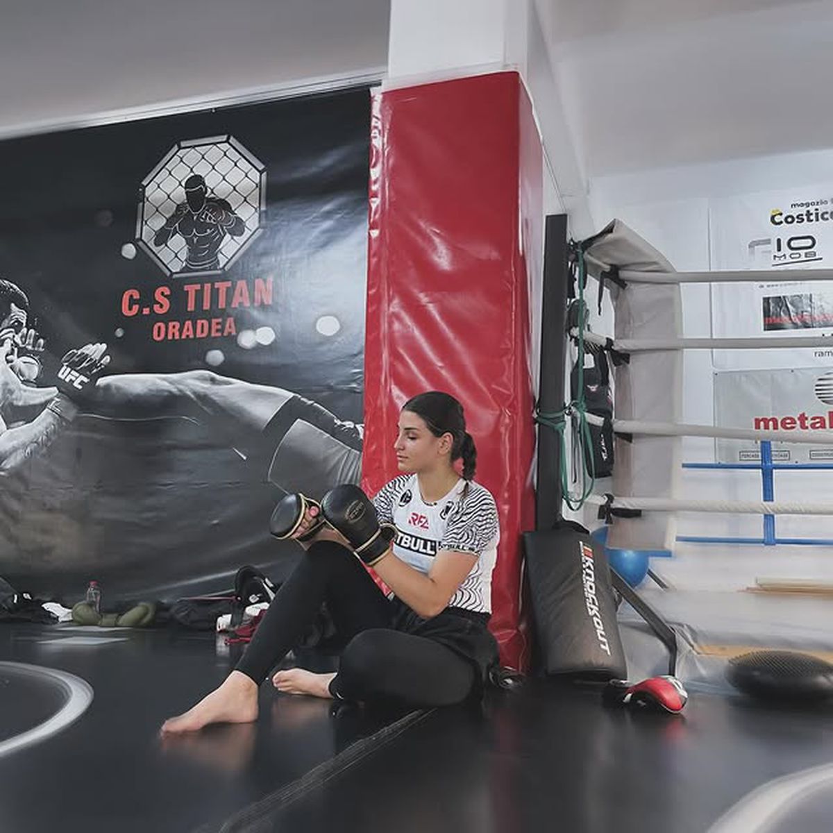 Accidentare groaznică în „Desafio, Aventura”, pentru o luptătoare MMA: „Mi-am rupt două degete”