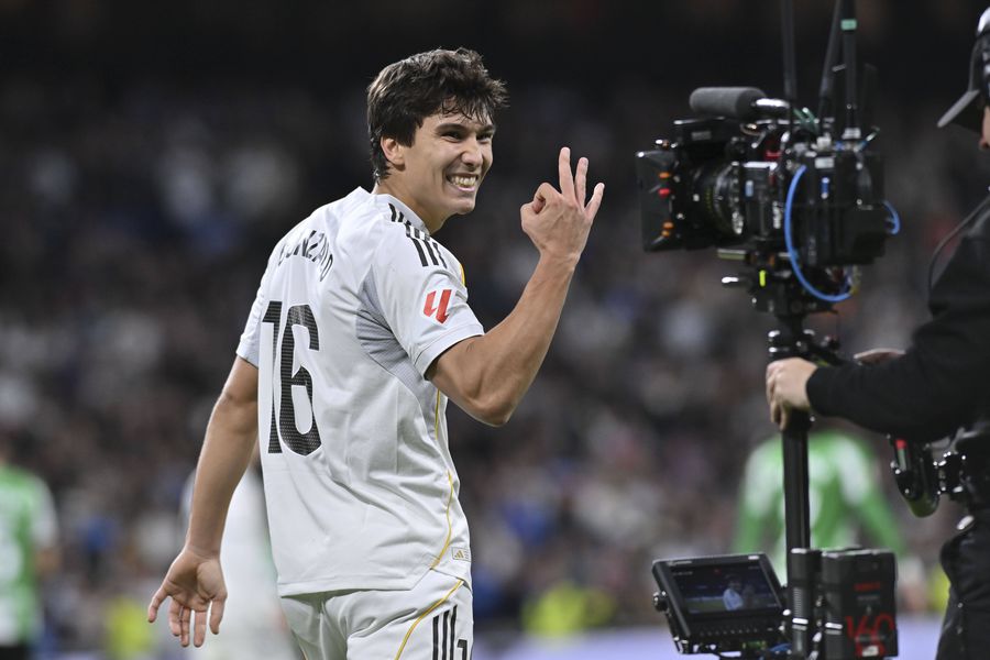 Gonzalo Garcia, autorul unui hattrick ce a intrat în istoria clubului / foto: Imago Images Xabi Alonso e criticat chiar și după 5-1 » Ce-i reproșează jurnaliștii: „Trebuia să fie titular incontestabil deja!”