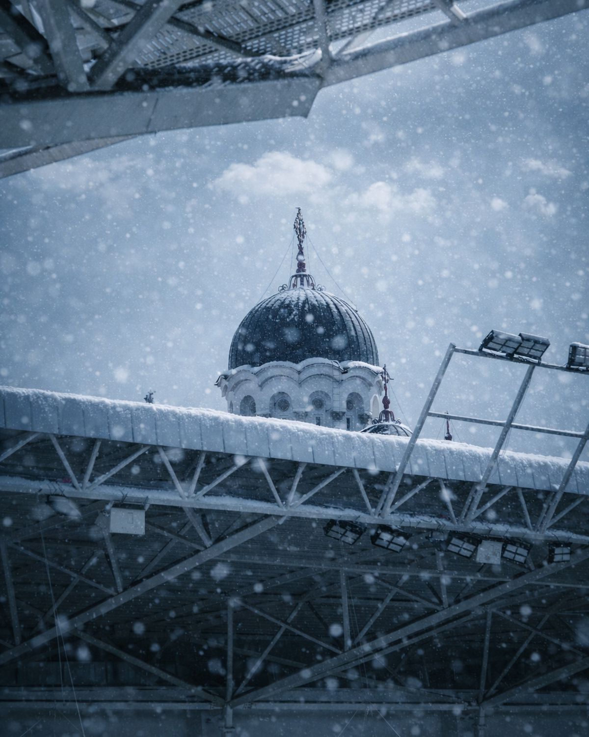 Superliga, îngropată în zăpadă! Cum ar arăta meciurile din România într-un scenariu de iarnă extremă