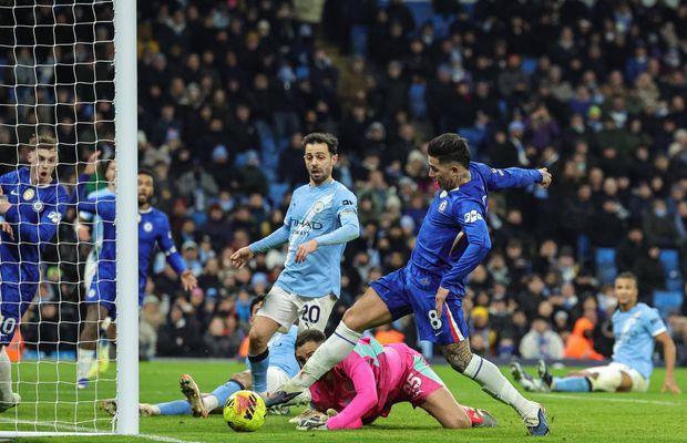 Manchester City a scăpat victoria la ultima fază cu Chelsea! Egal dramatic pe Etihad