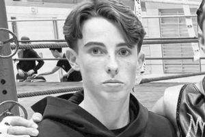 Federația a anunțat decesul sportivului la doar 18 ani » A pierit tragic, în infernul de la Crans Montana, încercând să salveze o prietenă