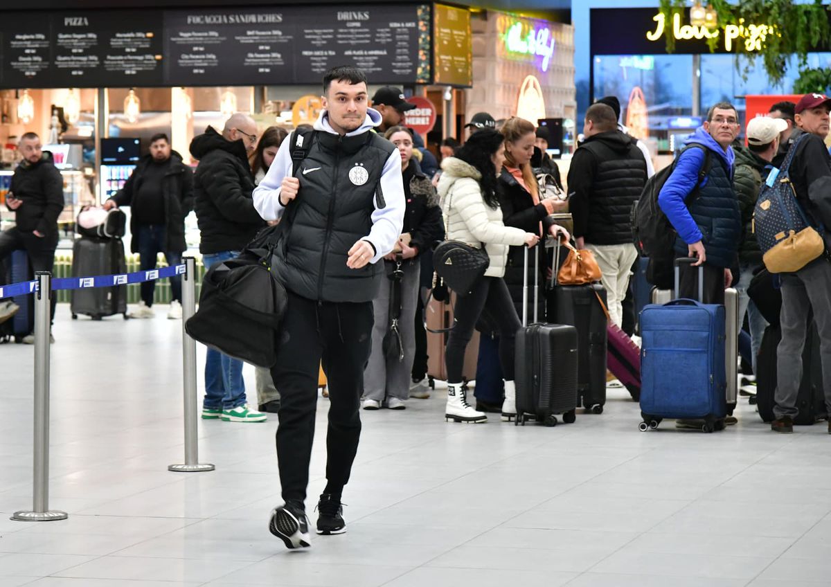 FCSB a plecat în Antalya, cu 29 de jucători în lot: Mihai Popescu a făcut deplasarea » 5 noutăți la campioană! Toate imaginile de pe aeroport