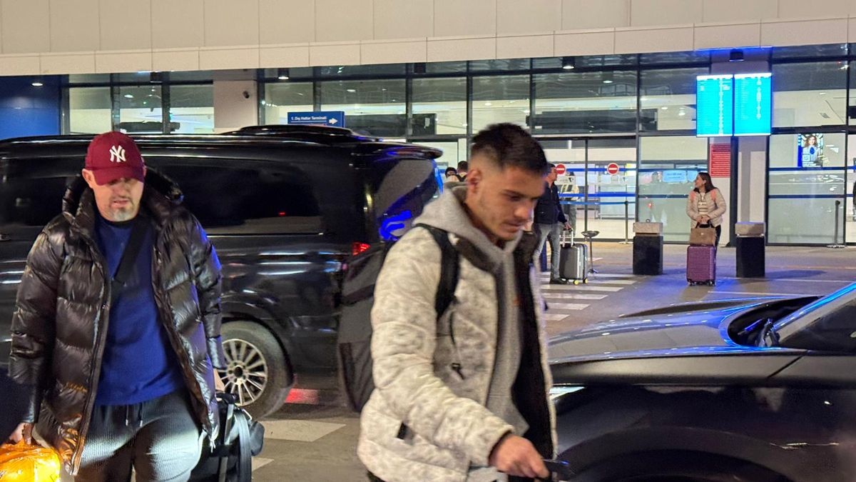 E gata! A aterizat în Antalya și semnează cu Rapid