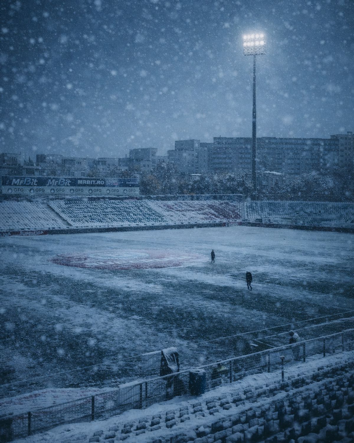 Superliga, îngropată în zăpadă! Cum ar arăta meciurile din România într-un scenariu de iarnă extremă