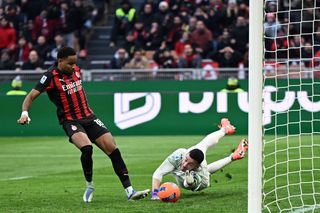 Turcii nu se joacă! Forțează pentru atacantul de la AC Milan