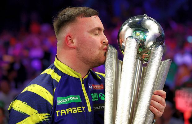 La 18 ani, Luke Littler a devenit campion mondial la darts pentru a doua oară consecutiv!