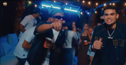 VIDEO Emoționant! Vedeta lui Bayern și-a lansat propria melodie: „Îl rog pe Dumnezeu să nu mă abandoneze”