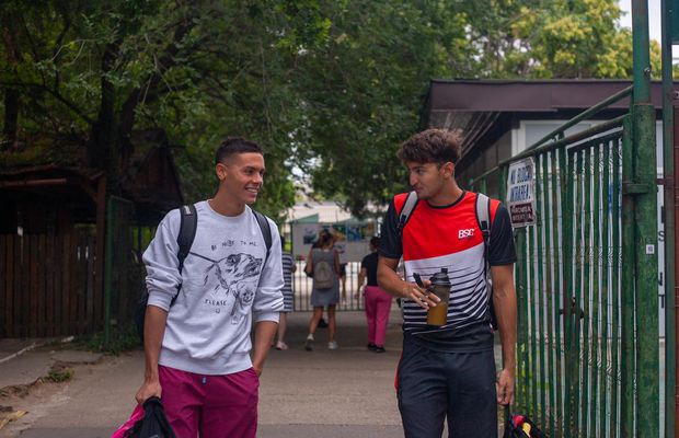 Înotătorul Denis Popescu, despre faptul că este contemporan cu GOAT: „Nu mă apasă! David e idolul meu, dar și prietenul meu. Ne bucurăm la dublu”