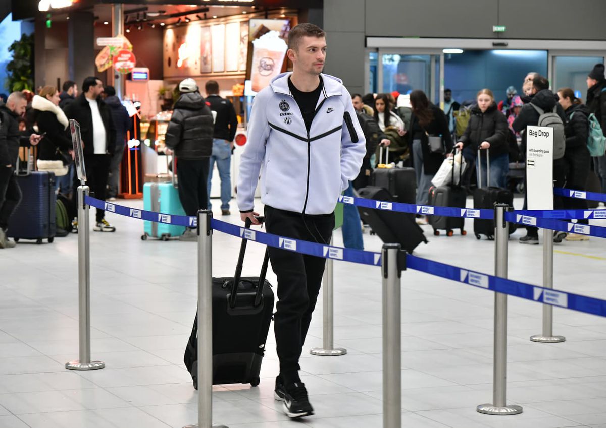 FCSB a plecat în Antalya, cu 29 de jucători în lot: Mihai Popescu a făcut deplasarea » 5 noutăți la campioană! Toate imaginile de pe aeroport