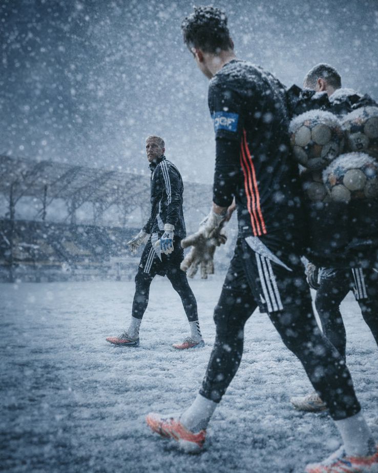 Cum ar arăta meciurile din Superligă dacă s-ar juca în zăpadă. Foto: Dan Filipciuc