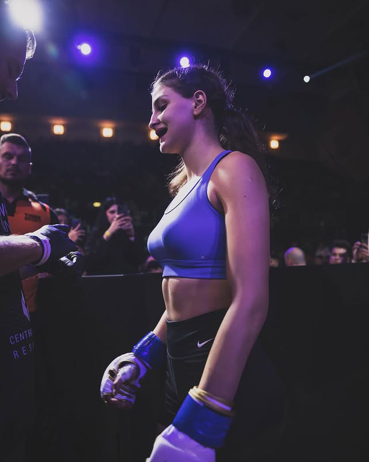 Accidentare groaznică în „Desafio, Aventura”, pentru o luptătoare MMA: „Mi-am rupt două degete”