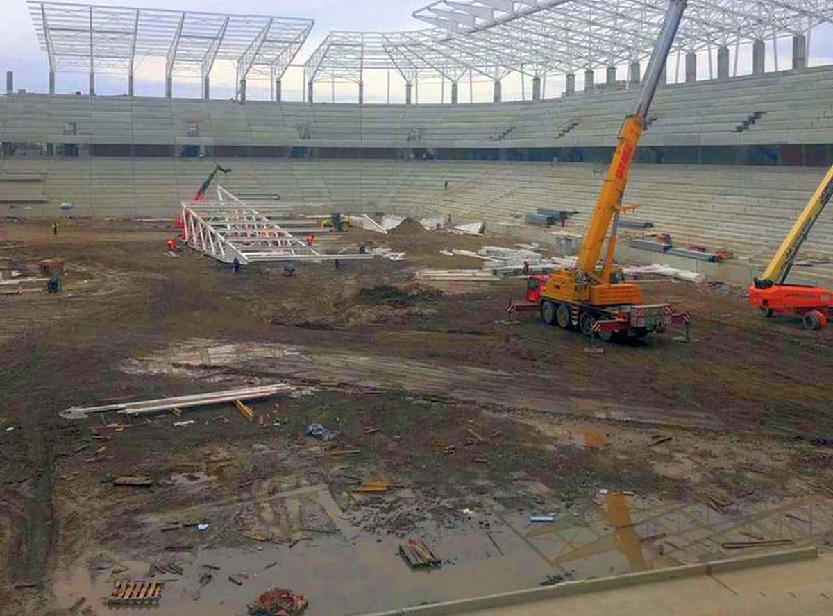 FOTO Ghencea, unic în peisajul noilor stadioane » Suporterii steliști vor rămâne surprinși