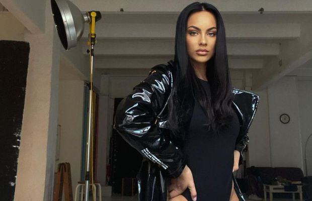 FOTO Cine pe cine a părăsit? Tânăra de 25 de ani îl contrazice pe fotbalist