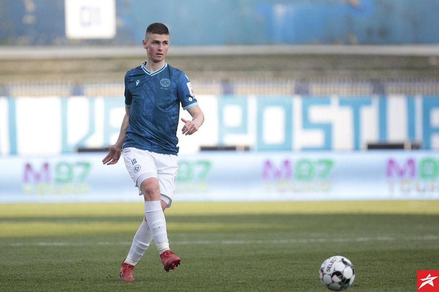 Întăriri pentru Petrolul » „Lupii galbeni” au adus un fotbalist din Liga 1 și un internațional bosniac