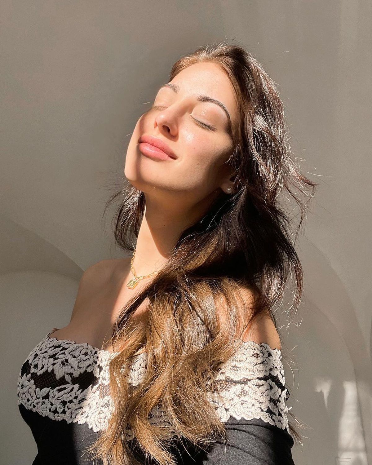 Gafa unui coechipier al lui Mihăilă: s-a pozat gol din greșeală, iar prietena lui i-a răspuns pe Instagram