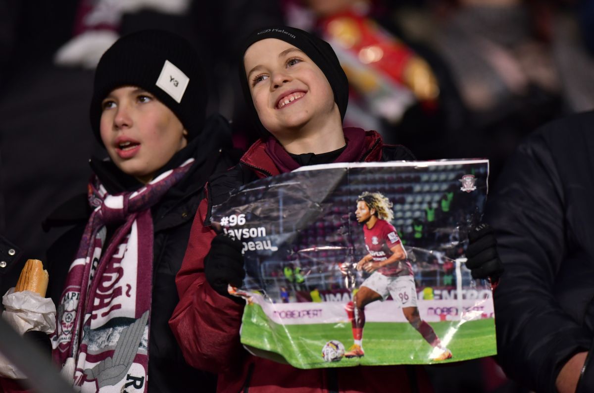 Marko Dugandzic, „transformat” în Messi de galeria Rapidului: „Incredibili!”