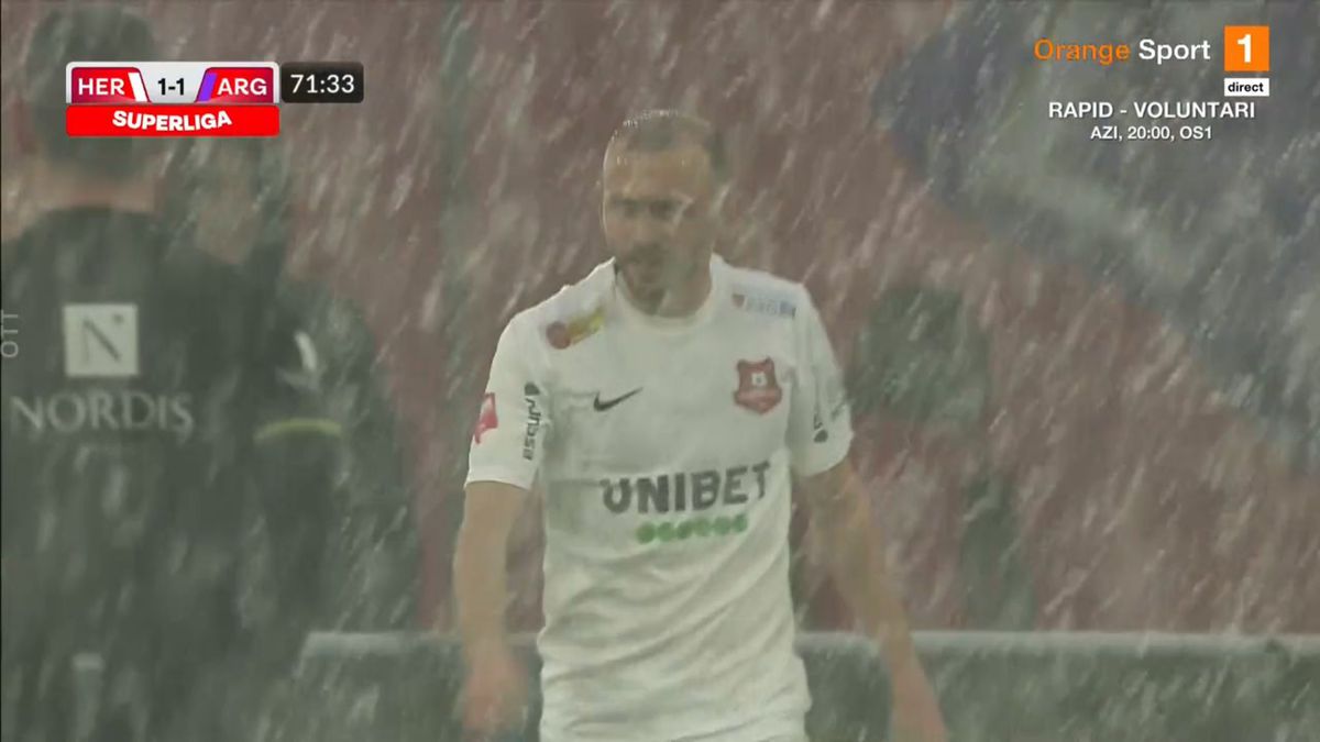 FOTO Hermannstadt - FC Argeș, ninsoare 04.02.2023