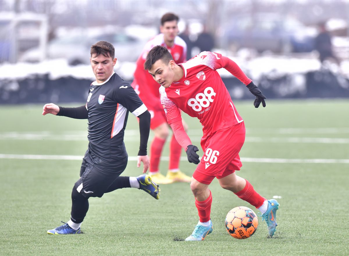 Dinamo - CS Blejoi 5-0 » Două eliminări, cinci goluri și un jucător de la Cluj în probe la roș-albi