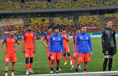 Jucătorul de la FCSB s-a accidentat chiar înaintea derby-ului cu CFR și nu a mai făcut deplasarea la Cluj!