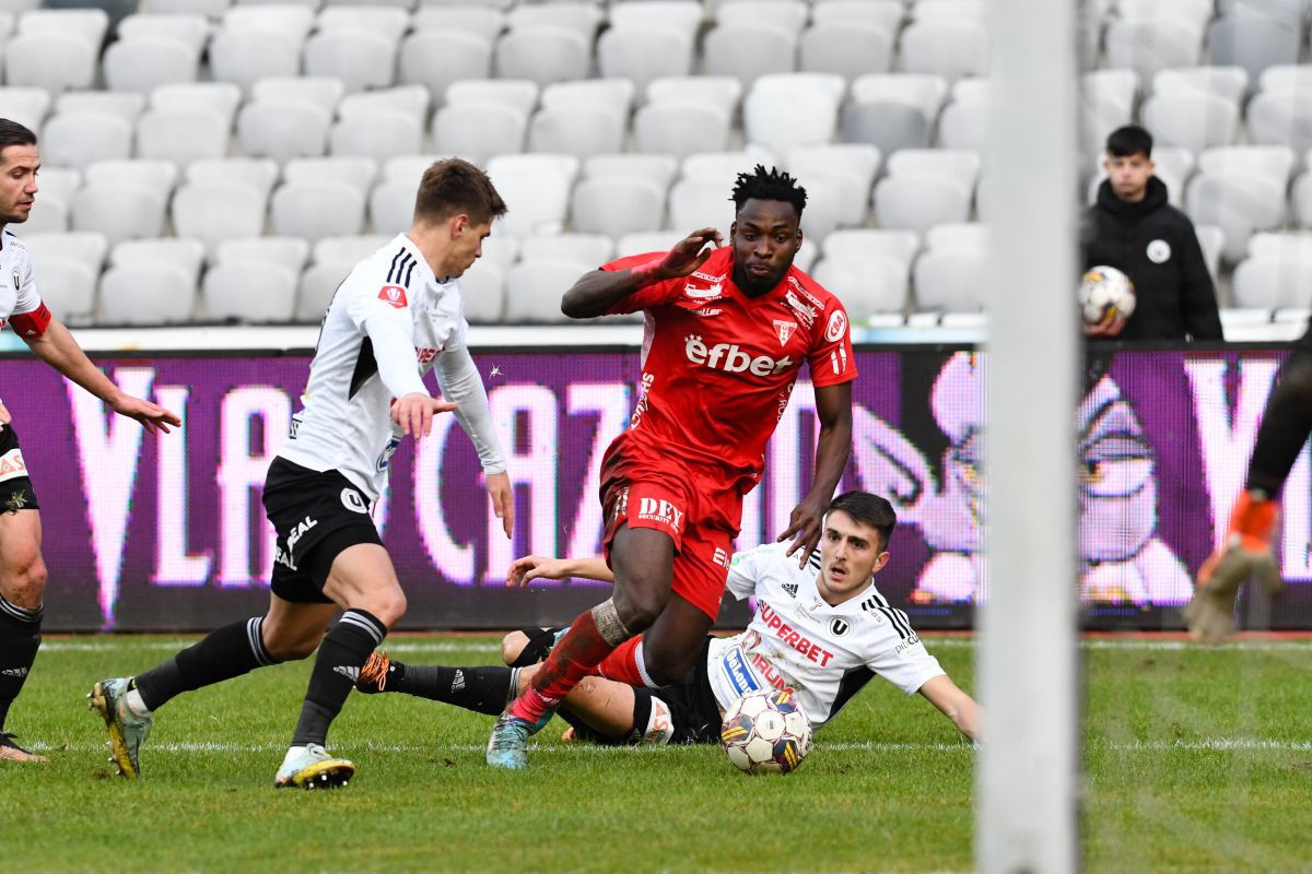 Transfer anunțat oficial de CFR Cluj: e al cincilea cel mai bun dribler din SuperLigă!