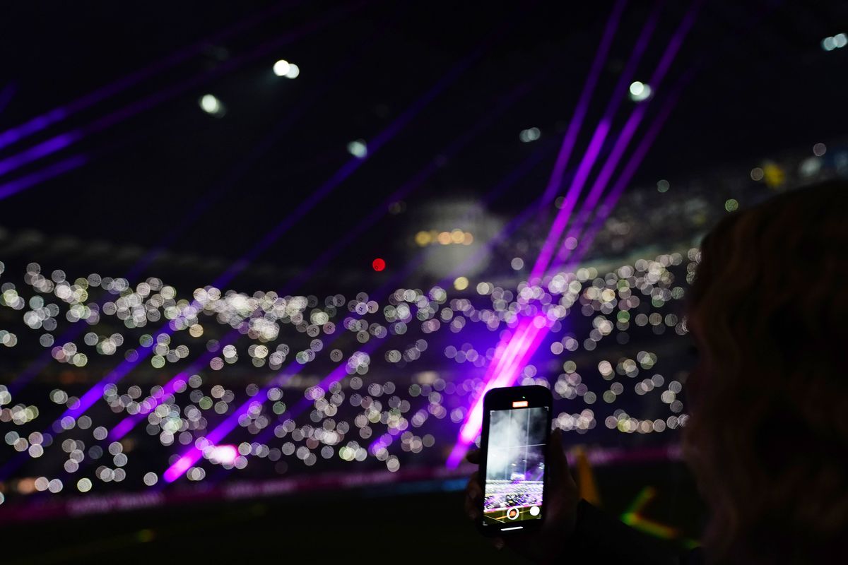 Imaginile serii în Europa » S-au întrecut în scenografii spectaculoase la Real Madrid - Atletico și Inter - Juventus