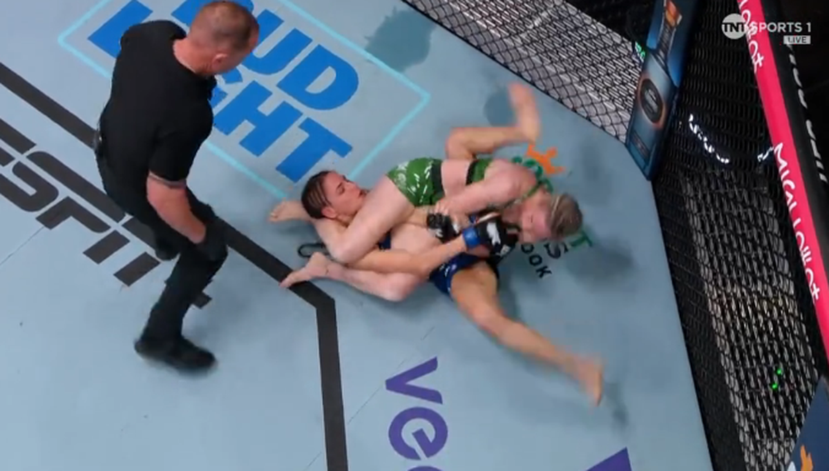 Diana Belbiță vs. Molly McCann (UFC Fight Night 235)