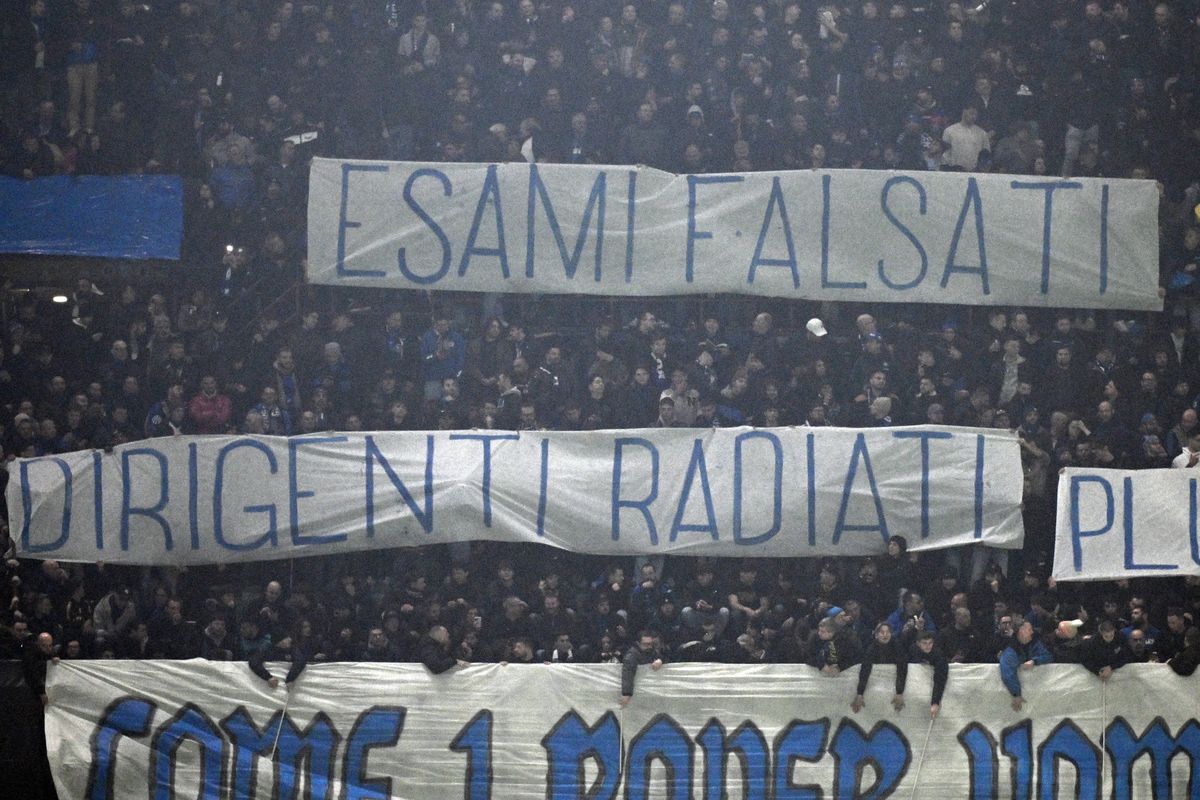 Imaginile serii în Europa » S-au întrecut în scenografii spectaculoase la Real Madrid - Atletico și Inter - Juventus