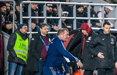 Rapid, reacție după derapajul rasist al lui Dorinel Munteanu: „Unii dintre acei «bronzați» te aplaudau cândva”