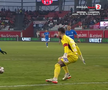 Decizie halucinantă a lui Kovacs în Sepsi - Craiova » A dat penalty la fault în atac!