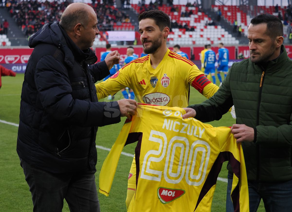 Sepsi pune „tunurile” pe Istvan Kovacs, după „măcelul” de azi: „Penibil, arogant, arbitru slab! Nu are valoare nici de Liga 1”